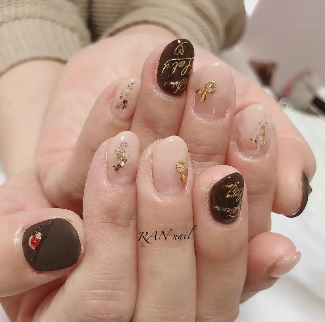 ネイル オフィスネイル 春ネイル バレンタイン 冬ネイル ハンドネイル フットネイル RAN nailのネイルデザイン