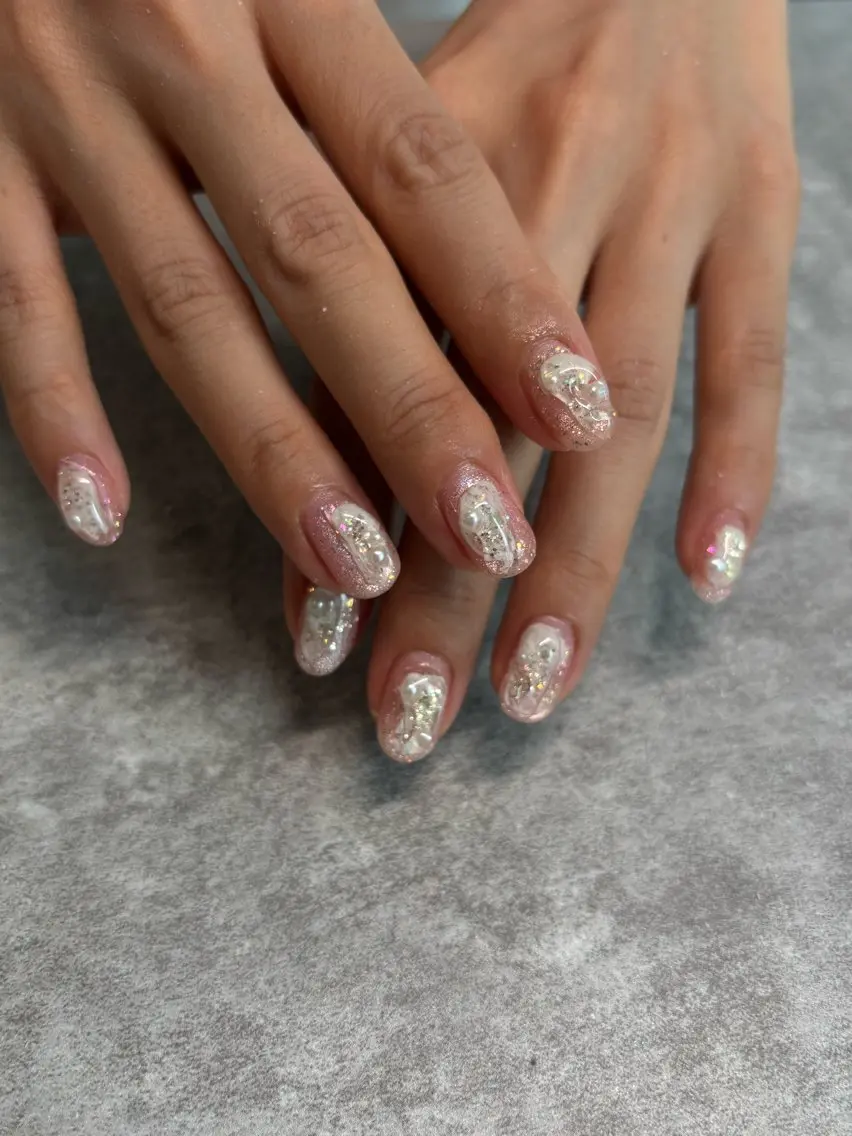 ネイル 氷ネイル・うるうるネイル ニュアンスネイル ハンドネイル 【新宿三丁目】 もえNoël🎨🤍のネイルデザイン