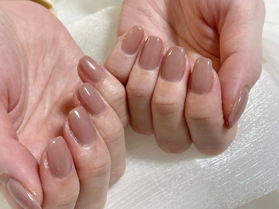ネイル オーロラネイル フットネイル フレンチネイル ジェルネイル マグネットネイル ハンドネイル mogunail &blowのネイルデザイン