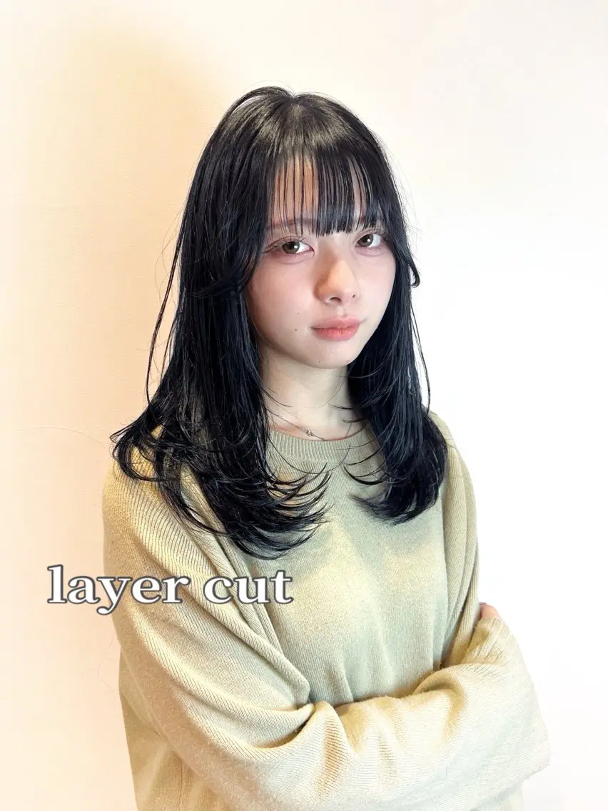 ミディアム カラー カット ヘアカラー トリートメント 尾崎隼大 レイヤー/ウルフのヘアスタイル