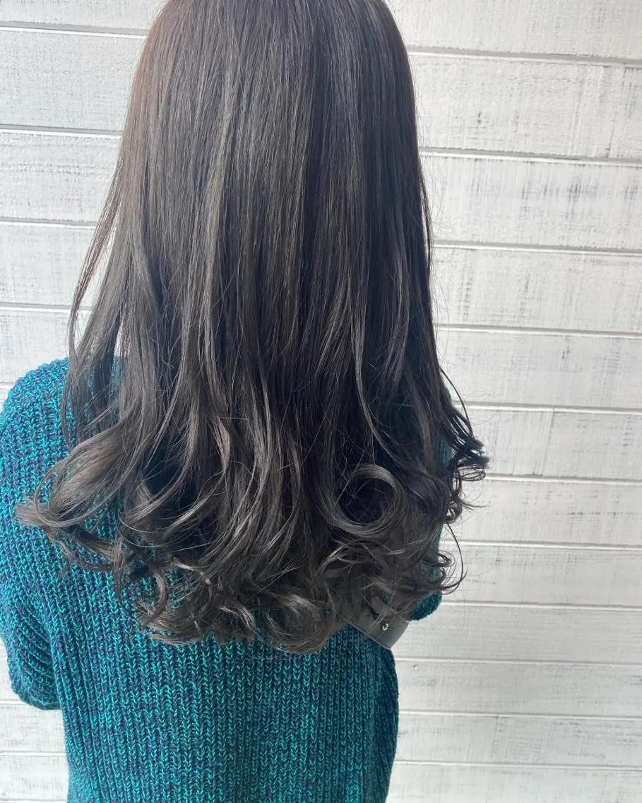 カット＋髪質改善プラチナカラー＋トリートメント　￥8050の写真