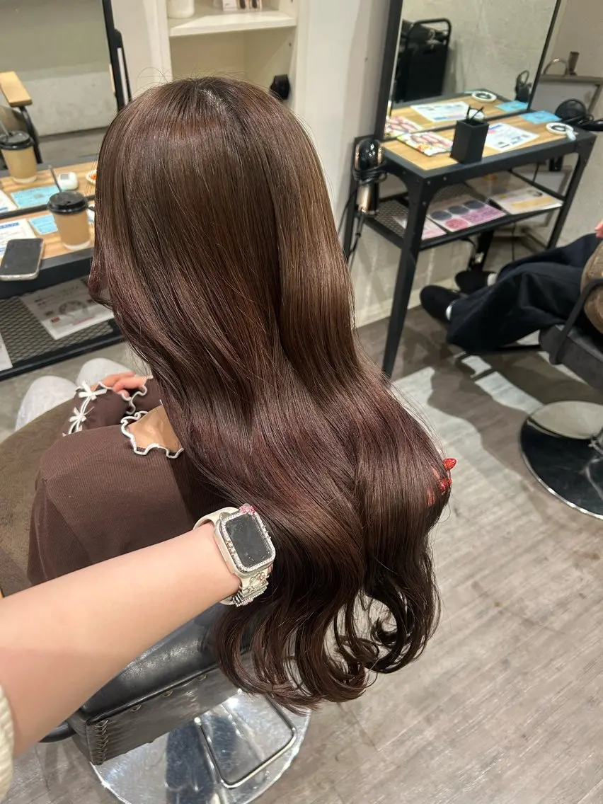 ロング カラー ヘアアレンジ ブラウンカラー ショコラブラウン カット ヘアカラー トリートメント cocotte 💟草間紫音💟のヘアスタイル