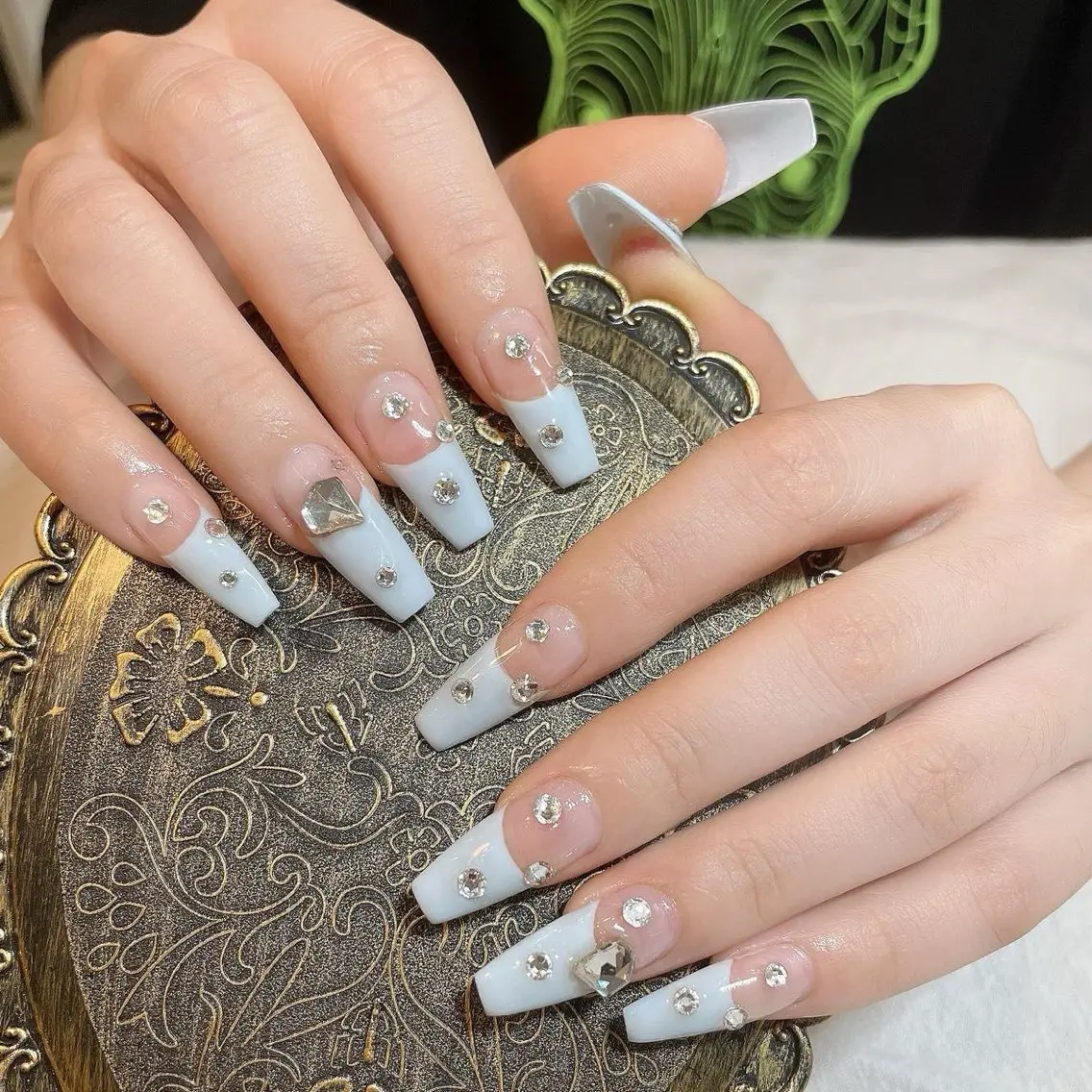 ネイル 韓国ネイル マグネットネイル 持ち込み Mimi Nail_Royalのネイルデザイン