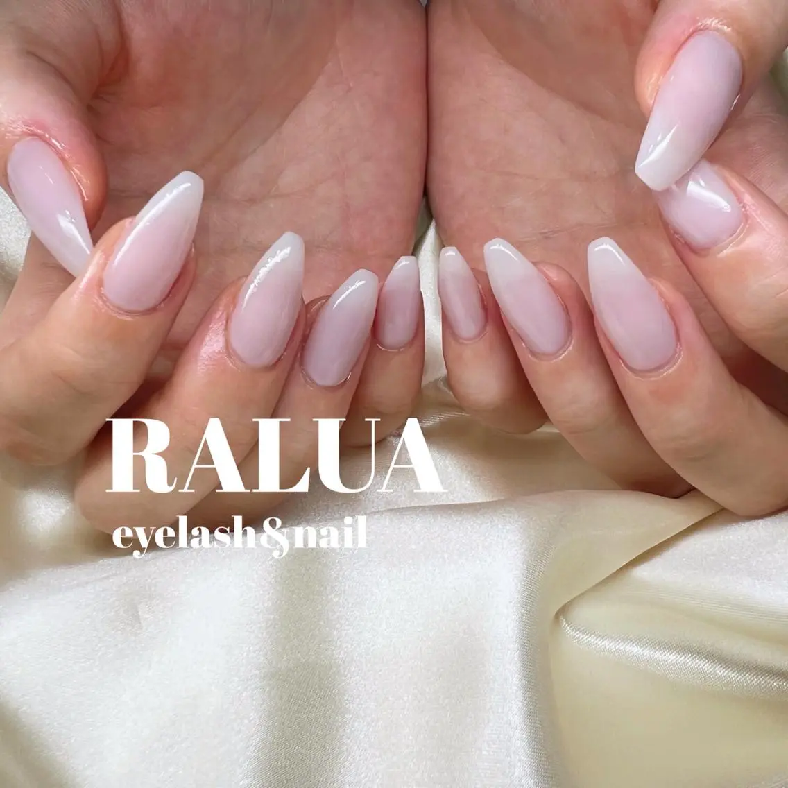 ネイル ハンドネイル RALUA shiori🐰のネイルデザイン