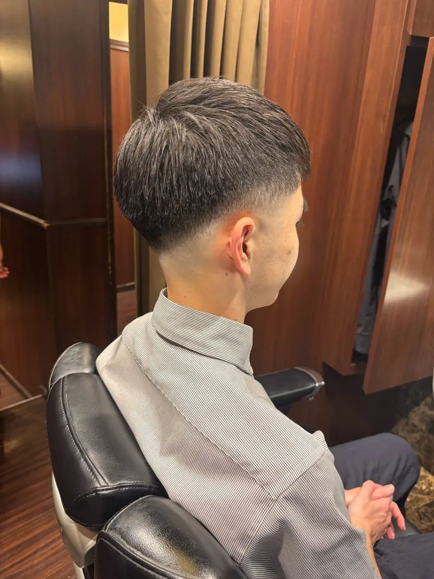 ショート カット 小松 美雄のヘアスタイル