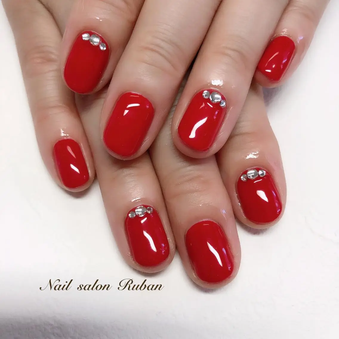ネイル ワンカラーネイル 赤色 シンプルネイル Nail salon Rubanのネイルデザイン