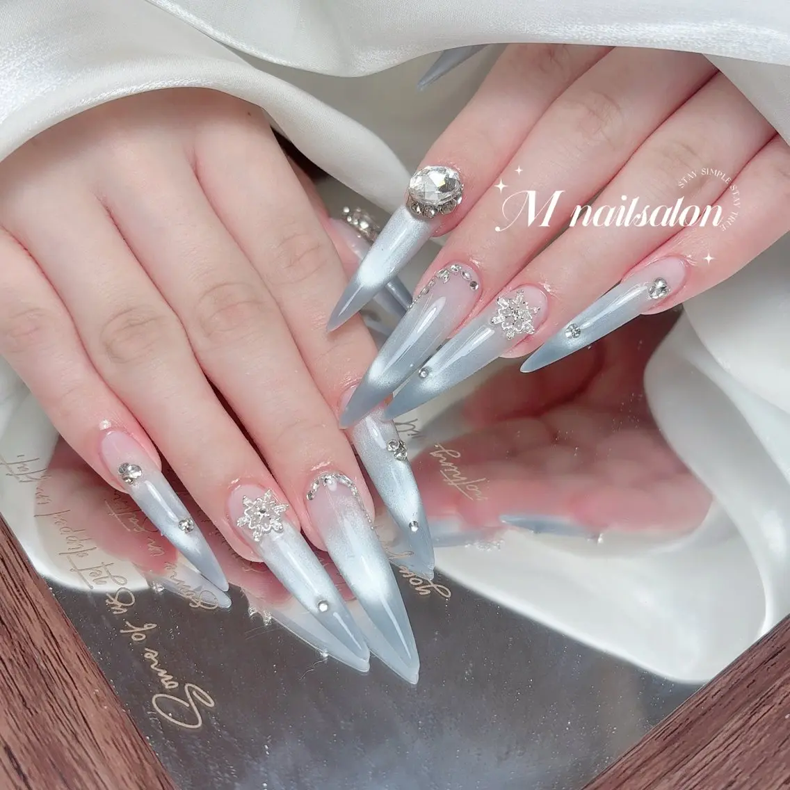 ネイル ハンドネイル M🌷nail 長さだし専門店のネイルデザイン