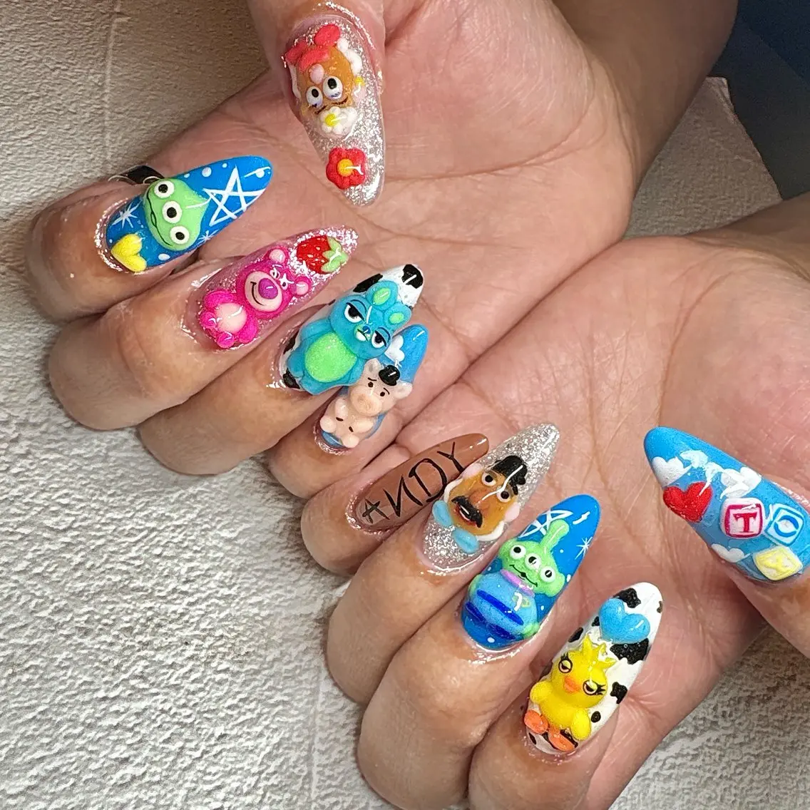 ネイル スカルプネイル しば まなみのネイルデザイン