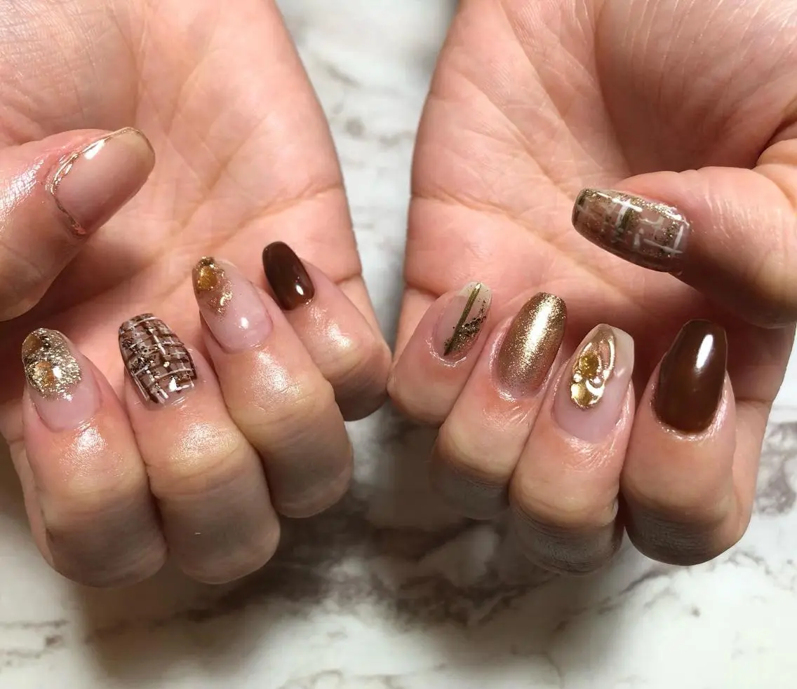 ネイル ハンドネイル フットネイル TESORO nailのネイルデザイン