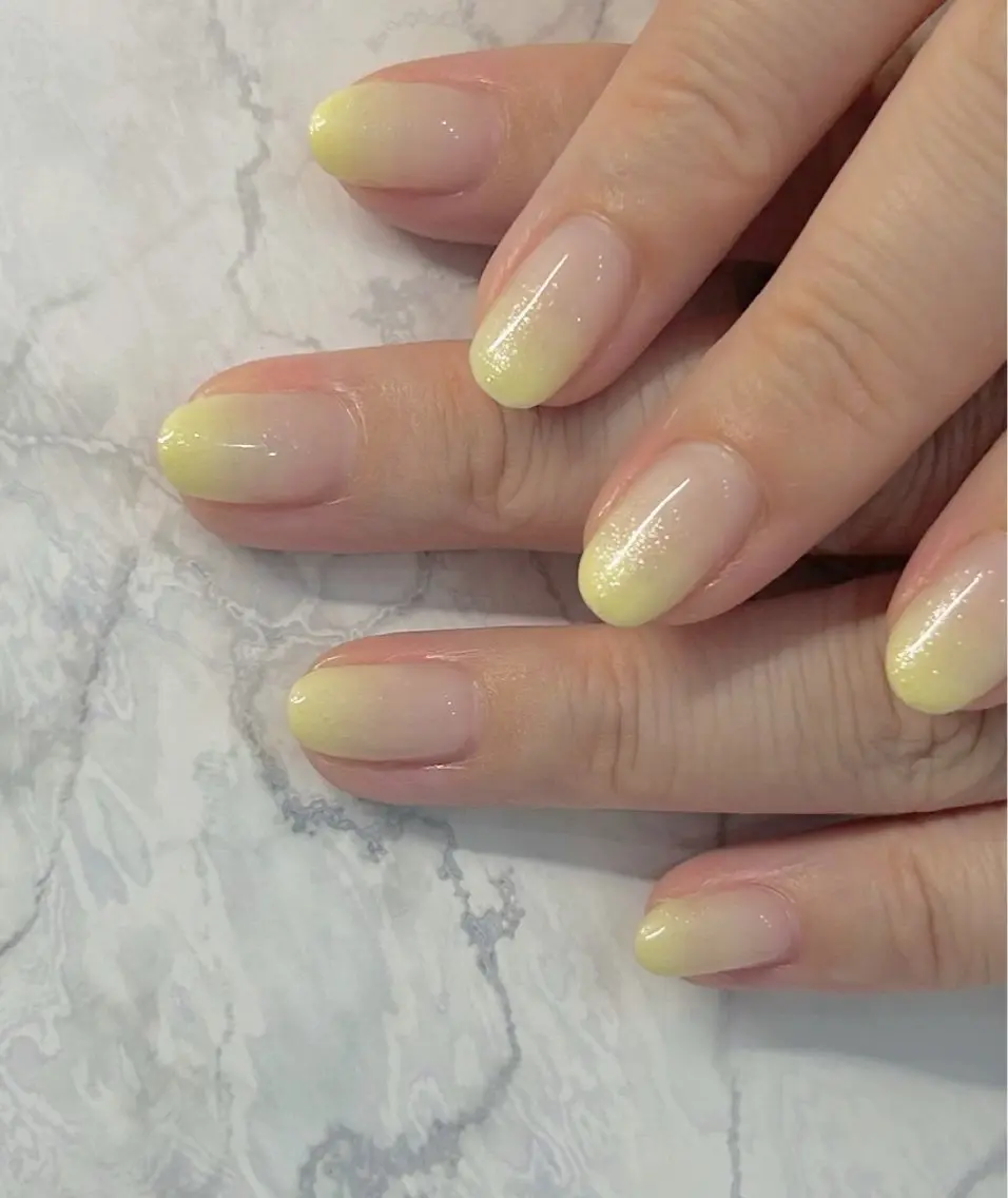 ネイル グラデーション ラメ(グリッター) ラメグラデーション MYu Beauty Salon YURIのネイルデザイン