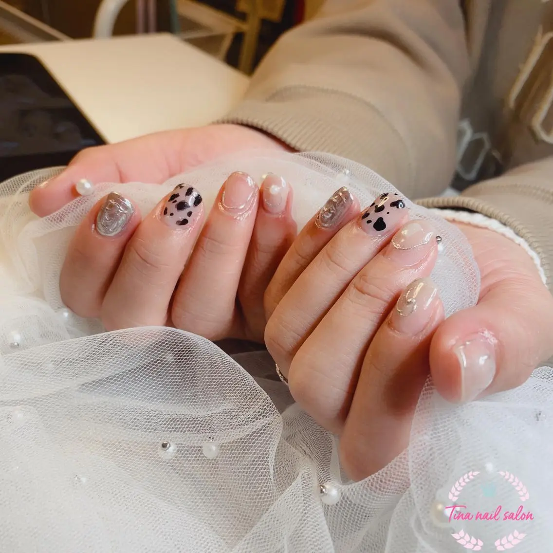 ネイル Tinaネイル 難波のネイルデザイン