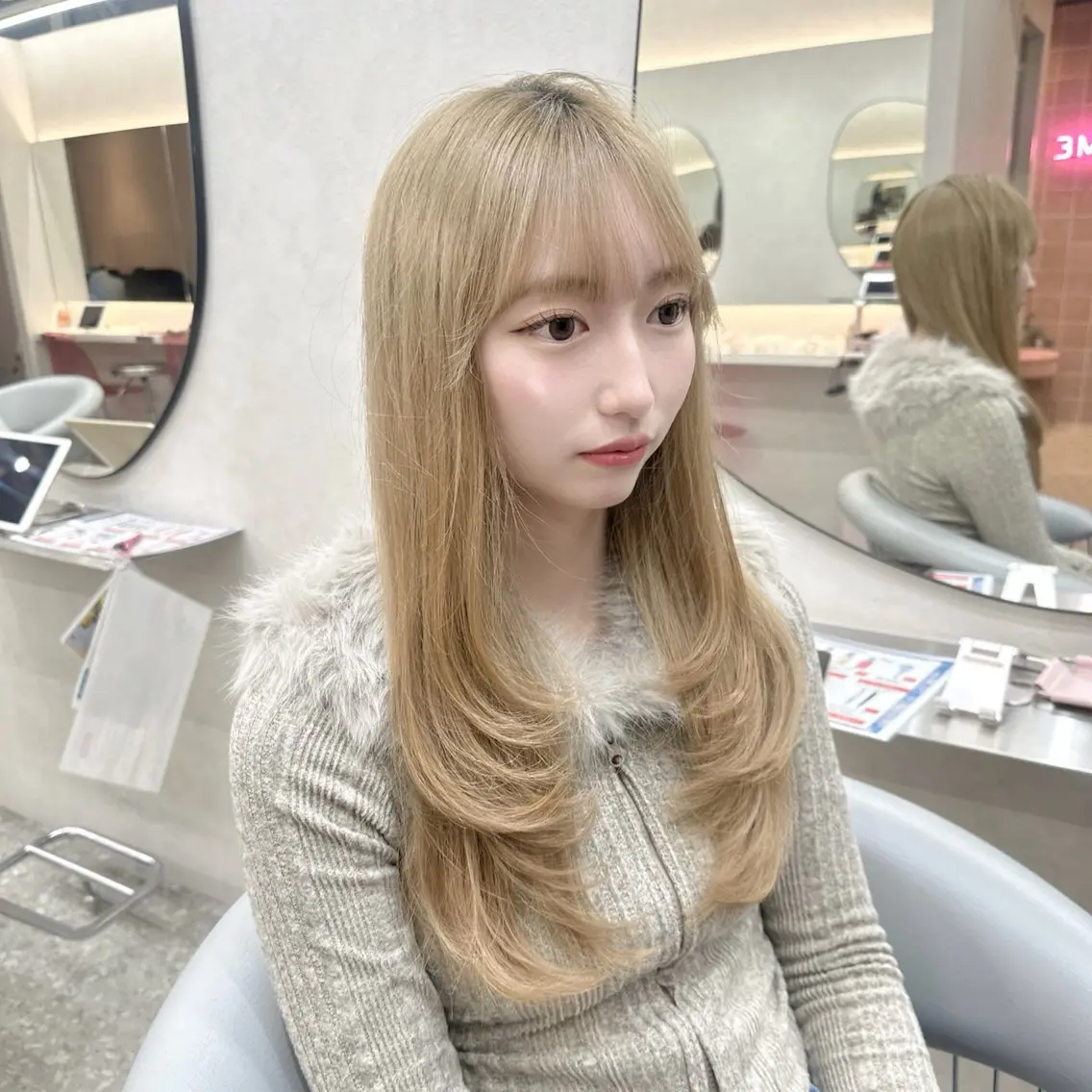 ロング レイヤーカット ヘアカラー トリートメント hina🎀新宿/ エクステ/girlyのヘアスタイル