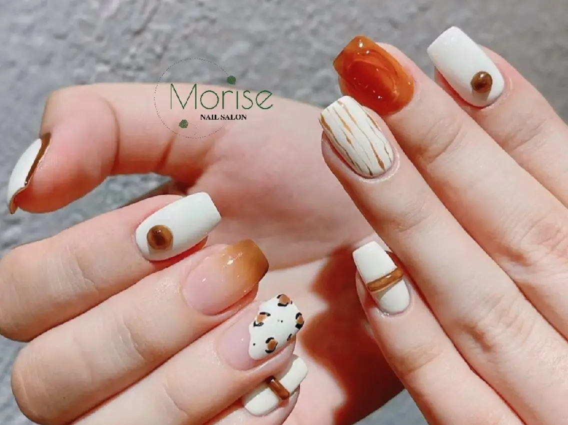 ネイル フットネイル フレンチネイル ジェルネイル ガラスフレンチ 韓国ネイル ハンドネイル ハンドケア MoriseNail 原宿店のネイルデザイン