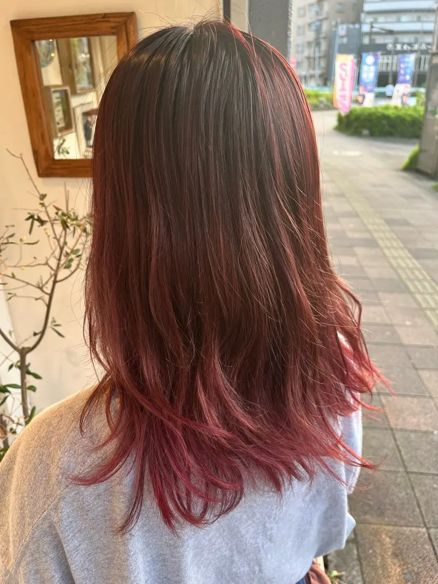 カラー ブリーチ グラデーションカラー ピンクカラー 田中 涼太のヘアスタイル
