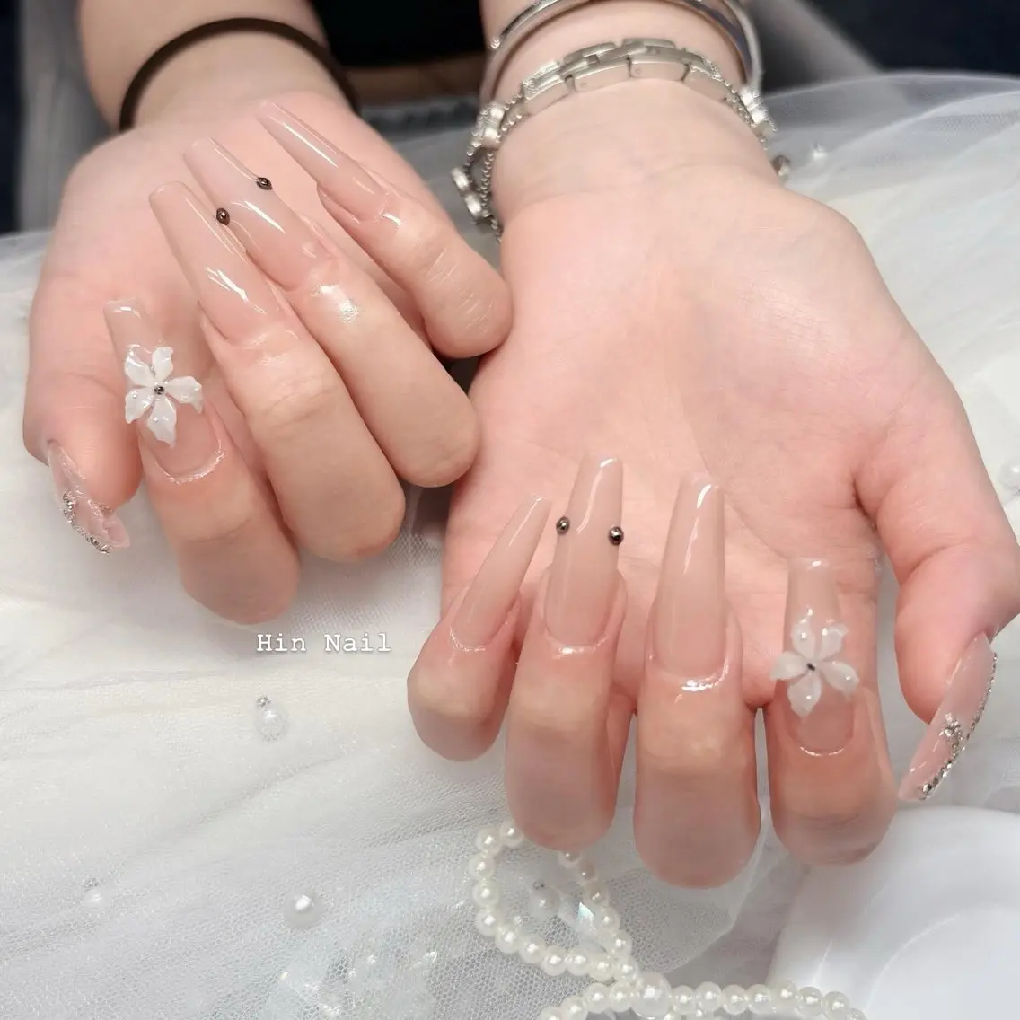 ネイル ハンドネイル HIN NAILのネイルデザイン