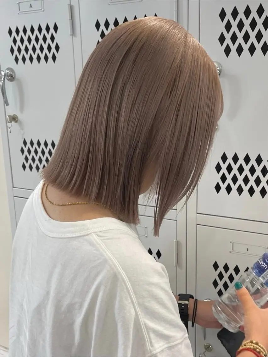 ミディアム カラー ヘアカラー トリートメント 髙橋碧 透明感カラー / fifthパーマのヘアスタイル