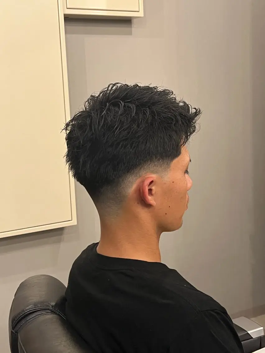 ショート カット テヅカ マサユキのヘアスタイル