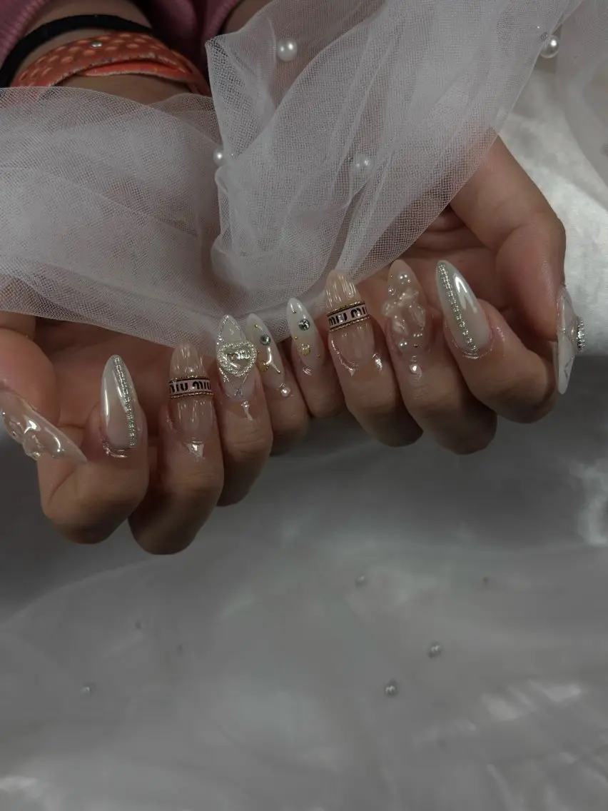 ネイル ハンドネイル R.nail ☆のネイルデザイン