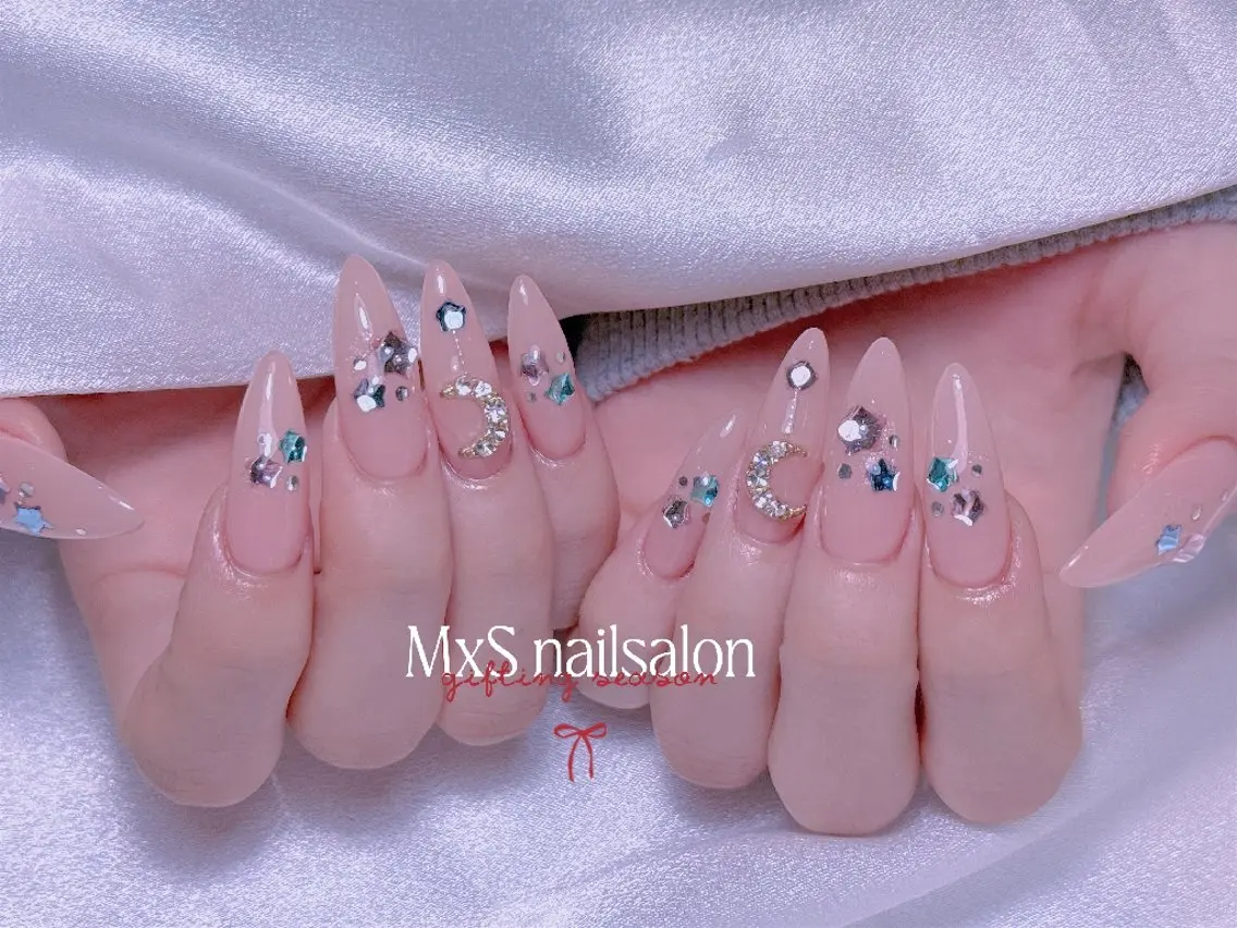 ネイル ハンドネイル ハンドケア MxS リィリィのネイルデザイン