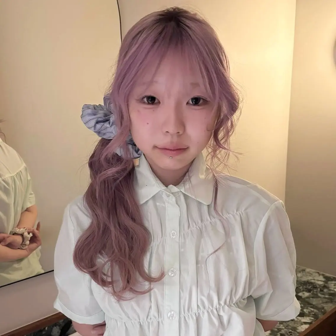 セミロング ヘアカラー yuna🎀 ピンク・ラベンダーのヘアスタイル