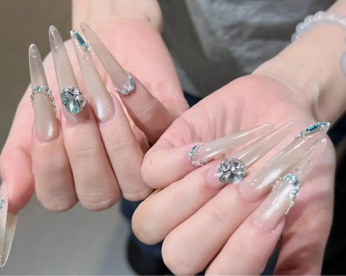 ネイル ハンドネイル Luvia Ginzaのネイルデザイン