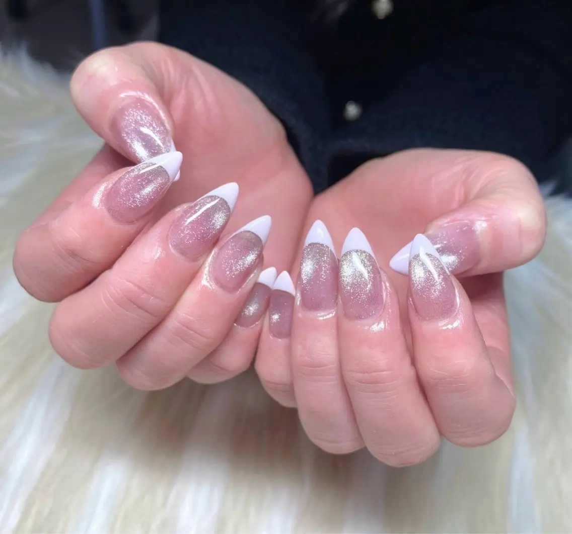 ネイル 長さ出し フラッシュネイル フラッシュマグ フレンチネイル ジェルネイル ハンドネイル Nail&eye Belire 新宿のネイルデザイン