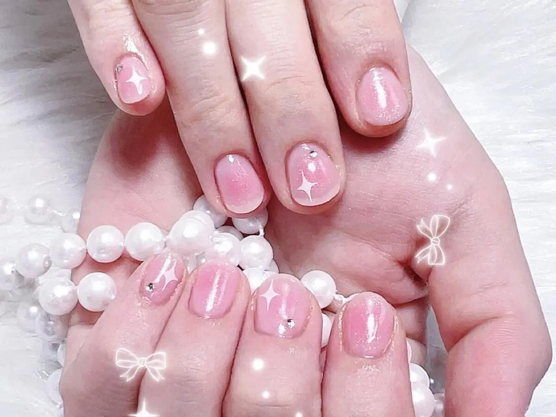 ネイル リリ 奈🎀のネイルデザイン