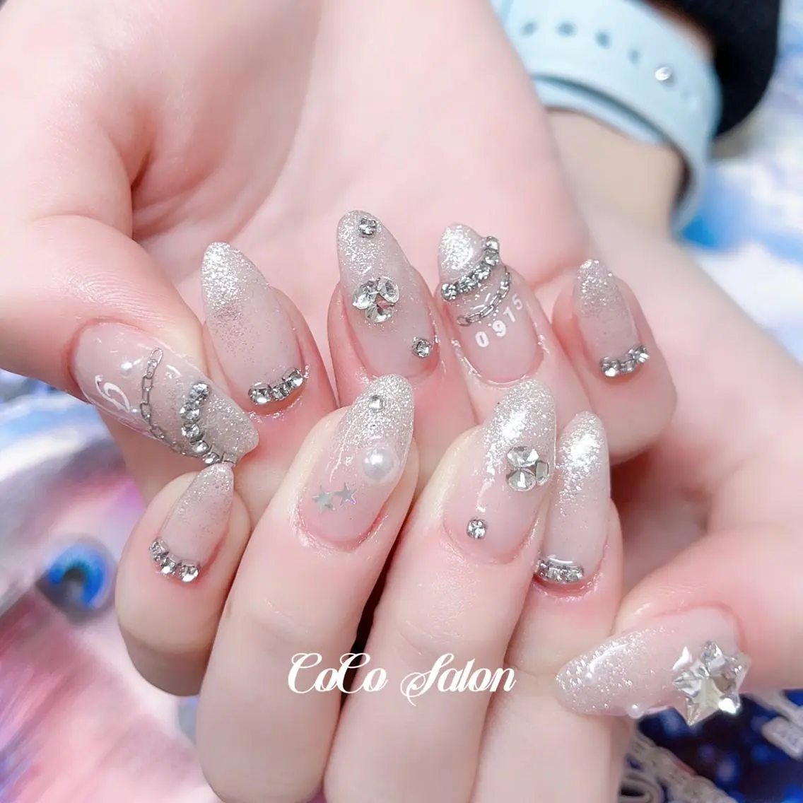 ネイル 長さ出し ジェルネイル グラデーション キラキラネイル 韓国ネイル ハンドネイル CoCoSalon ネイル/まつ毛予約のネイルデザイン