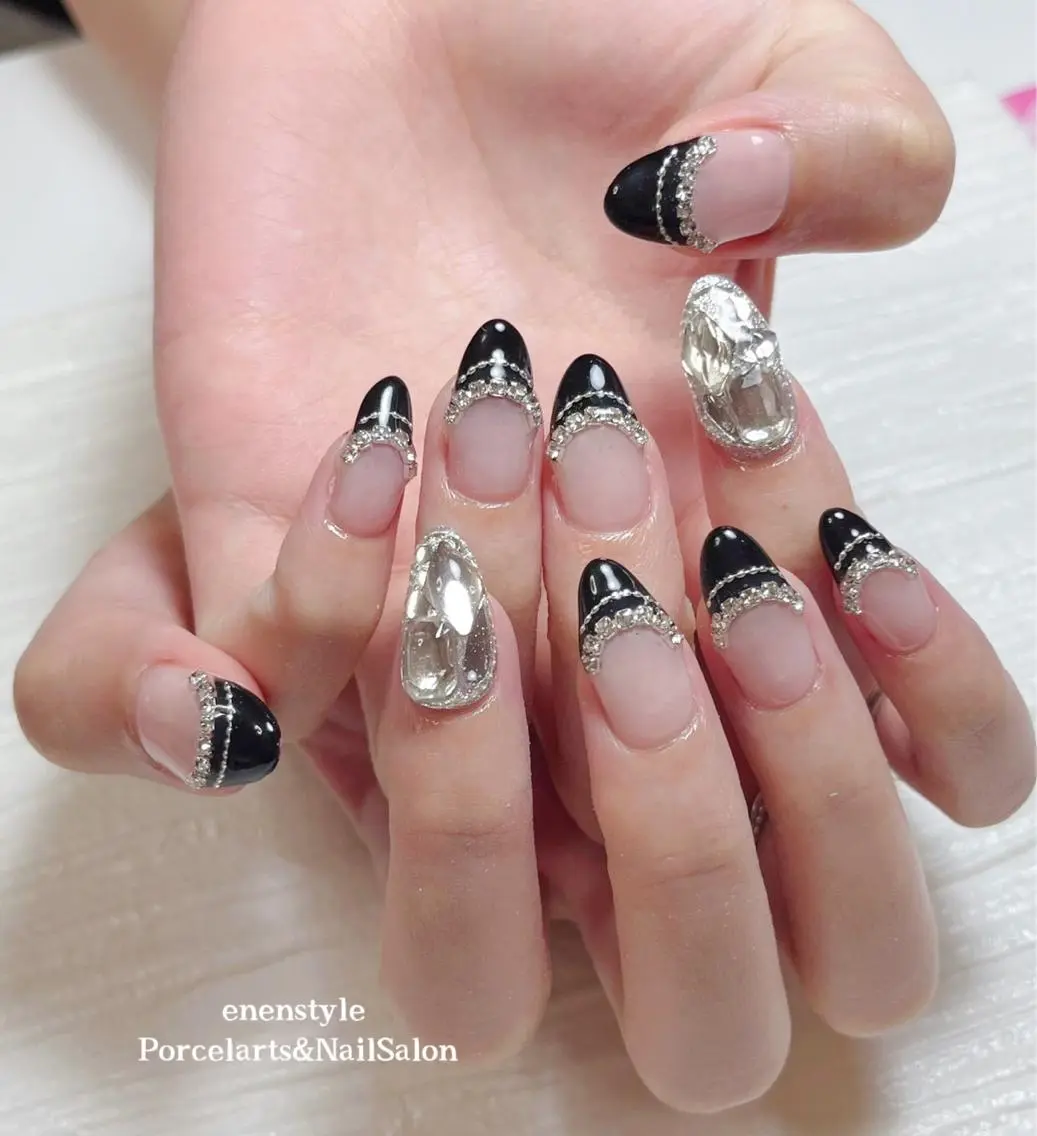 ミディアム ネイル 🐾enen style 🐾のネイルデザイン