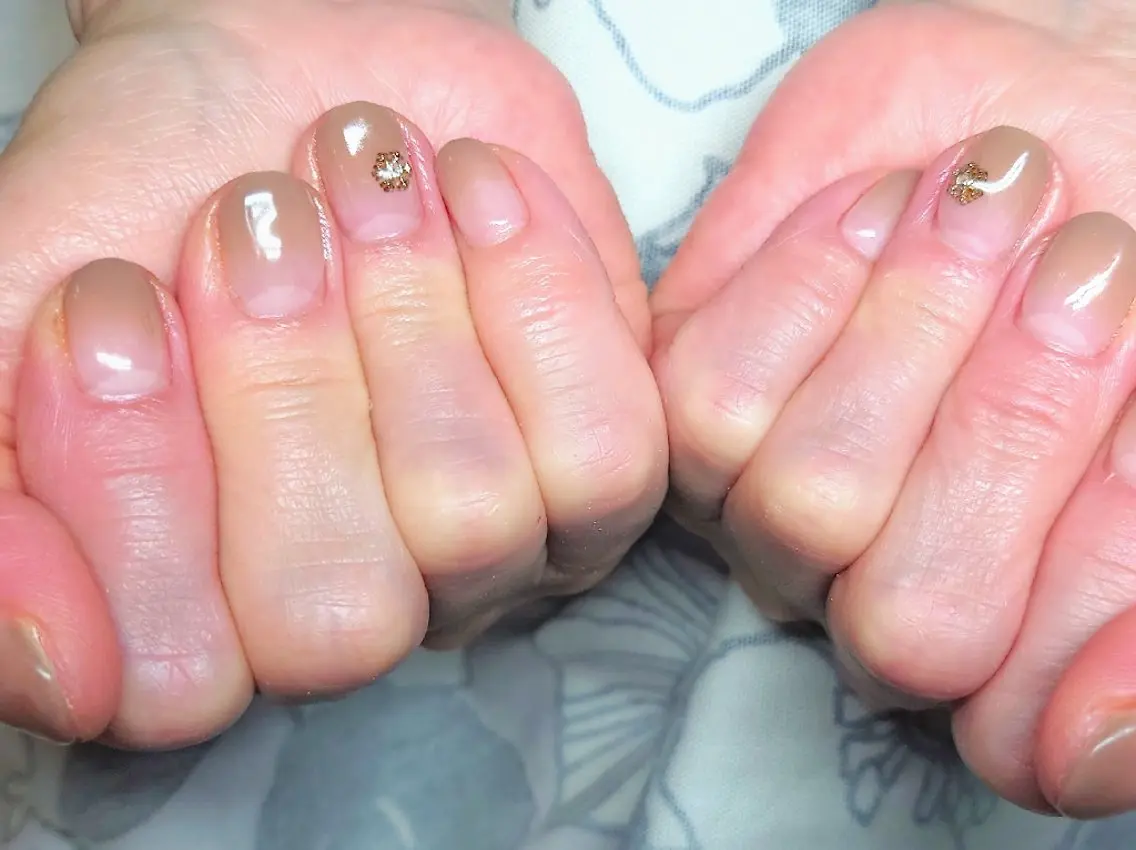 ネイル グラデーション ハンドネイル nailroom Girasoleのネイルデザイン