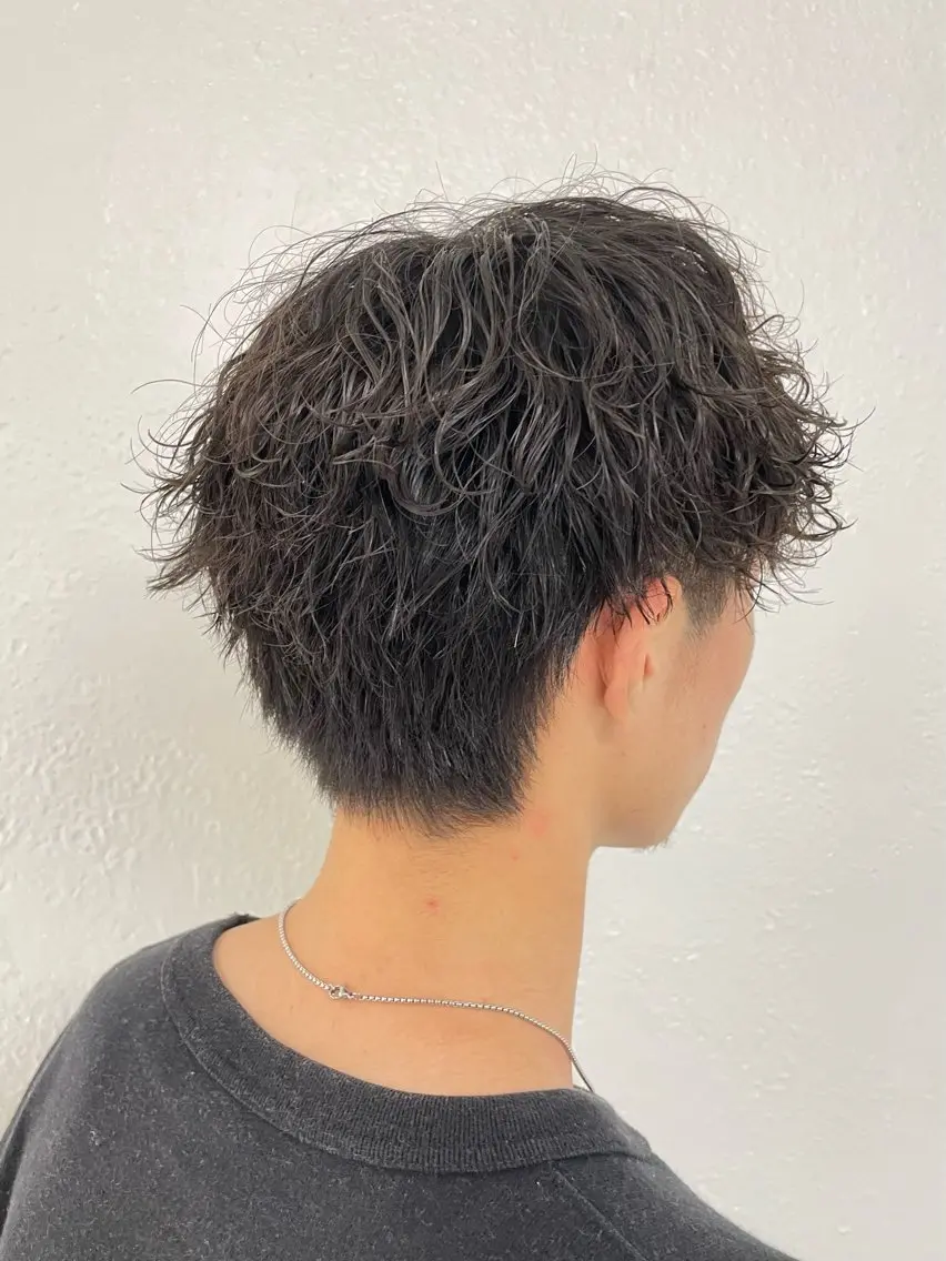 ミディアム パーマ ミディアムパーマ ニュアンスパーマ スパイラルパーマ 國井 誠/メンズカットのヘアスタイル