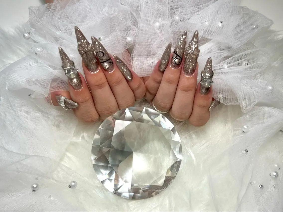 ネイル AREM nailのネイルデザイン