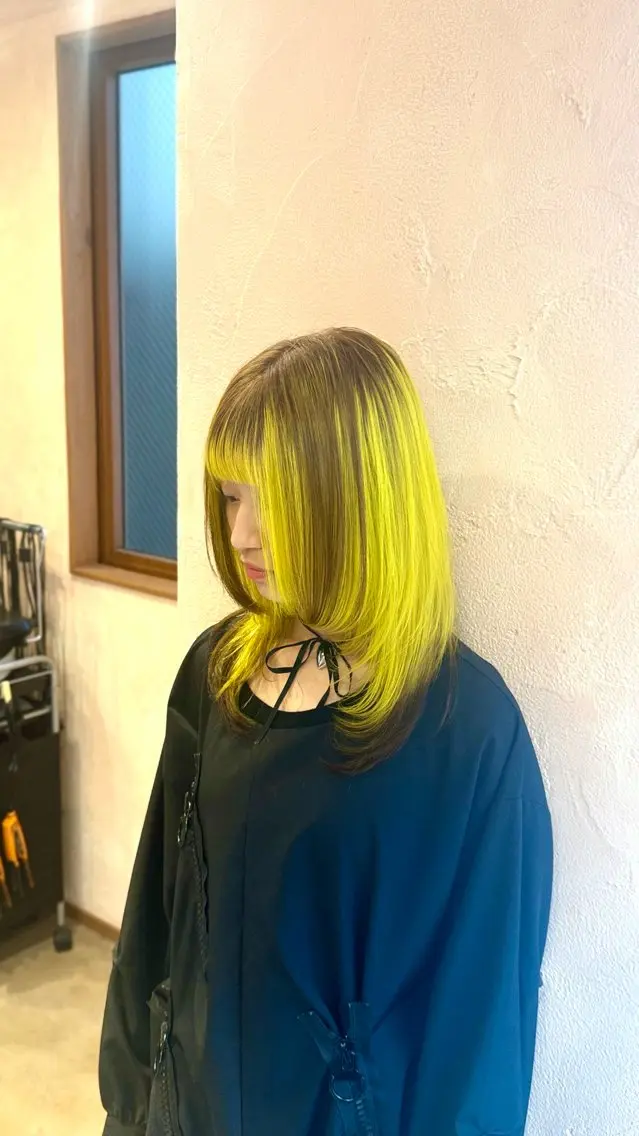ロング カラー カット ヘアカラー トリートメント れい/デザインカラー /レイヤー/髪質改善のヘアスタイル