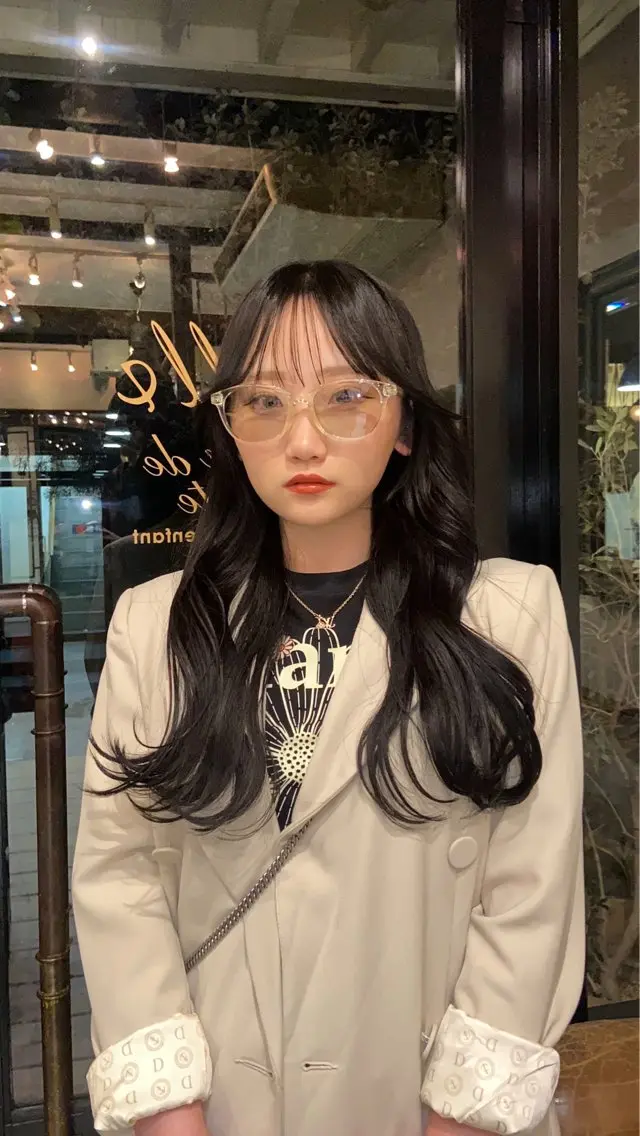 ロング カラー 黒髪 レイヤーカット ダメージレス美容師 🌱水島侑理のヘアスタイル