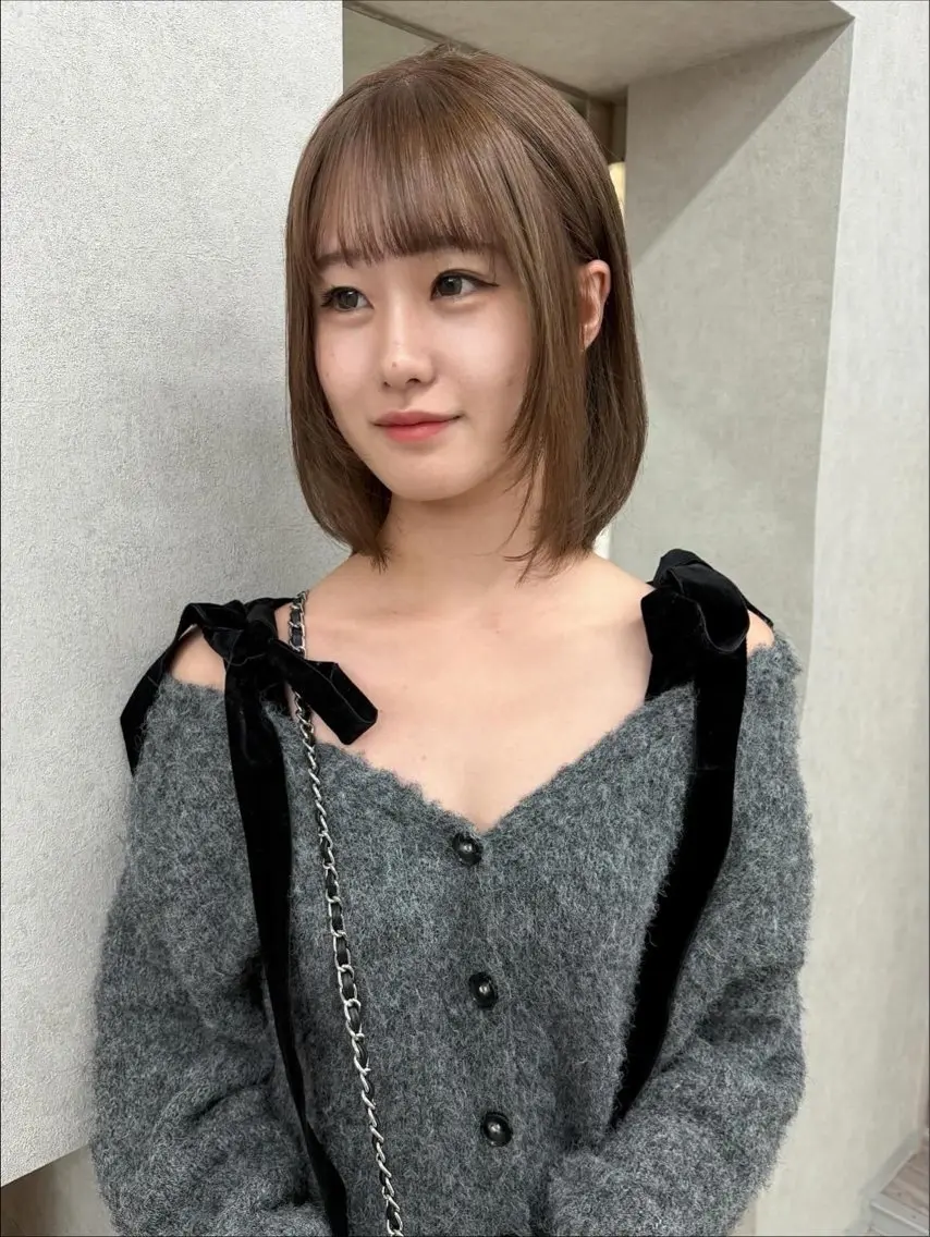 ミディアム カラー ベージュカラー ブリーチ ブラウンカラー ケアブリーチ ミルクティーブラウン ブリーチ/ベージュ 💕/momoaのヘアスタイル
