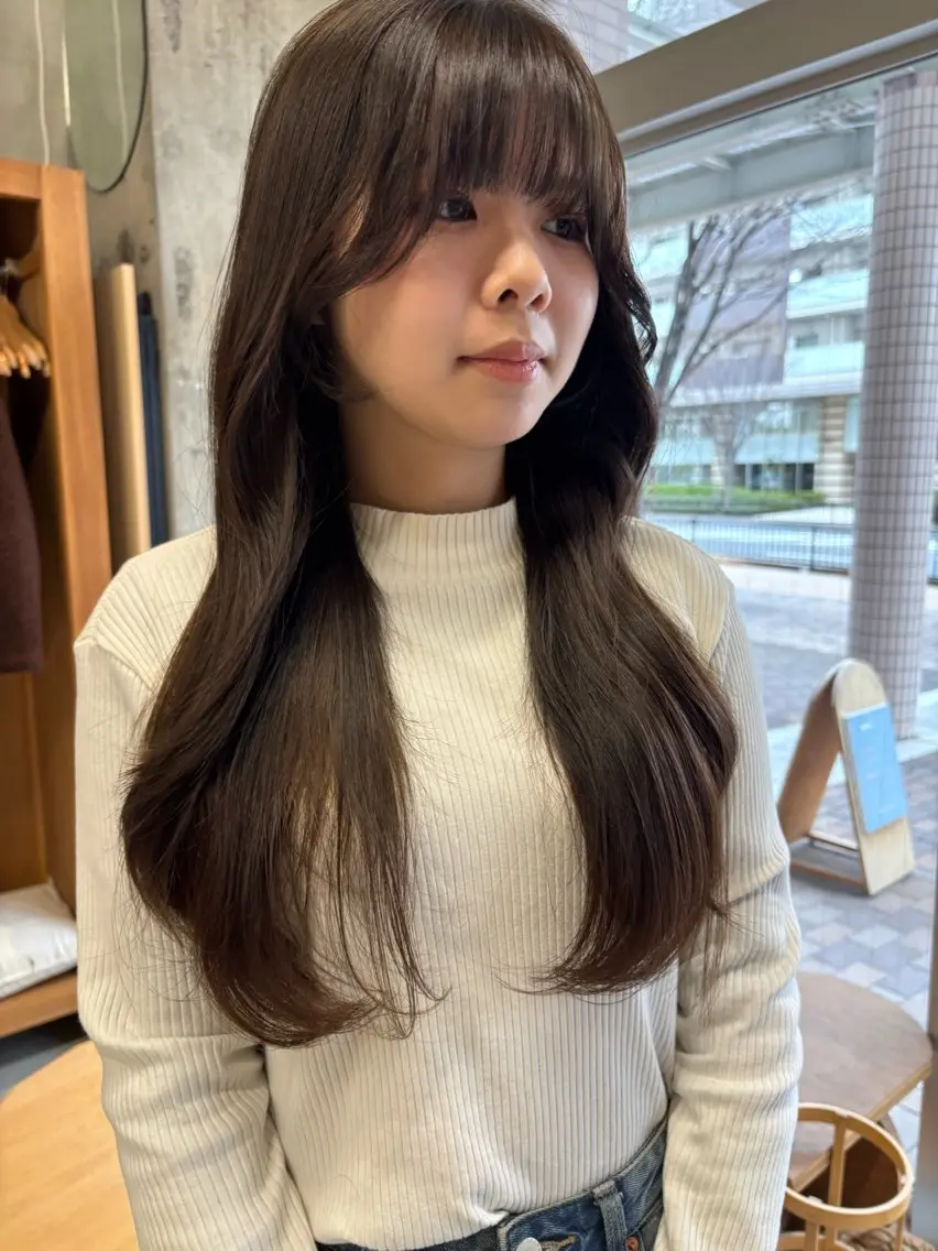 ロング カラー カット ヘアカラー トリートメント wewe: momoeのヘアスタイル