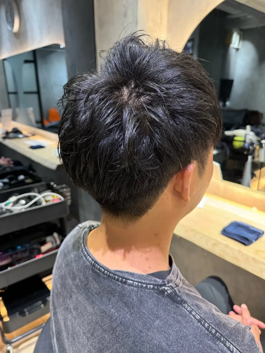 メンズ カット 鐘築 彩のヘアスタイル