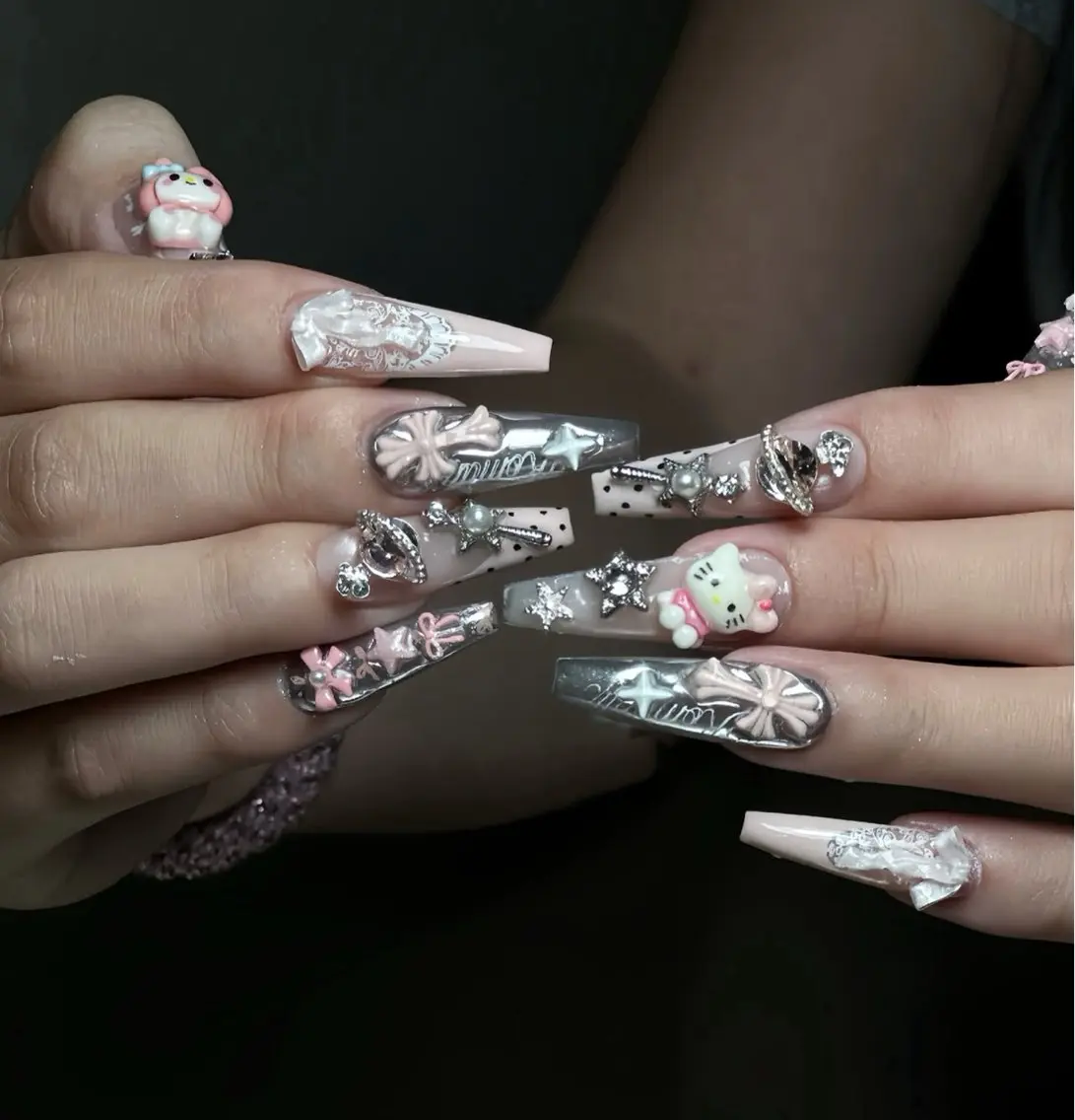 ネイル アートネイル チークネイル ドット フットネイル フレンチネイル ハンドネイル Rina Mika Nailsのネイルデザイン
