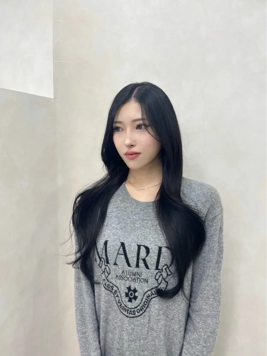 ロング カラー ブルーカラー パープルカラー トリートメント 韓国レイヤー/ハッシ ュカット🖤アイナのヘアスタイル