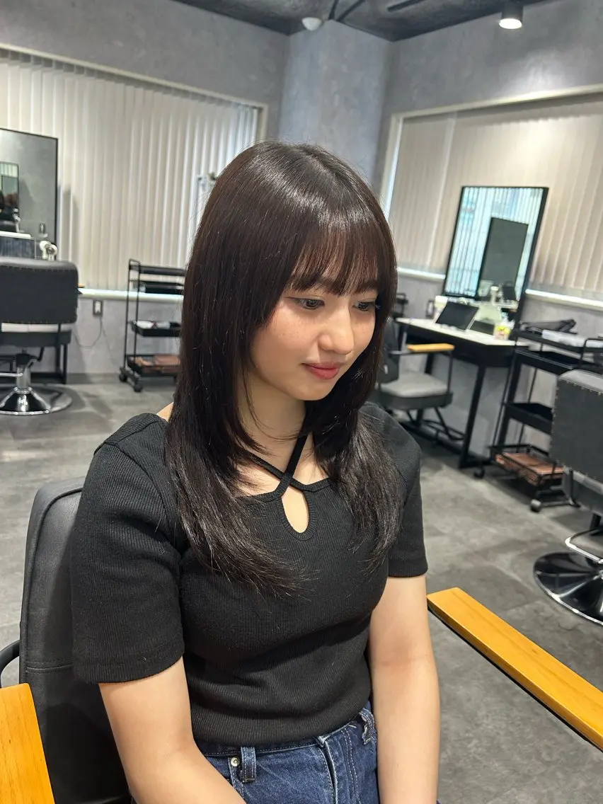 セミロング 顔まわりレイヤー レイヤーカット プルエクステ/インナ ーカラー🦊はるなのヘアスタイル