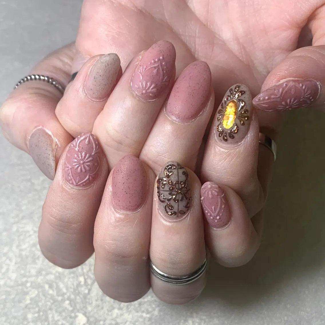 ネイル ハンドネイル FIORITURA aiのネイルデザイン
