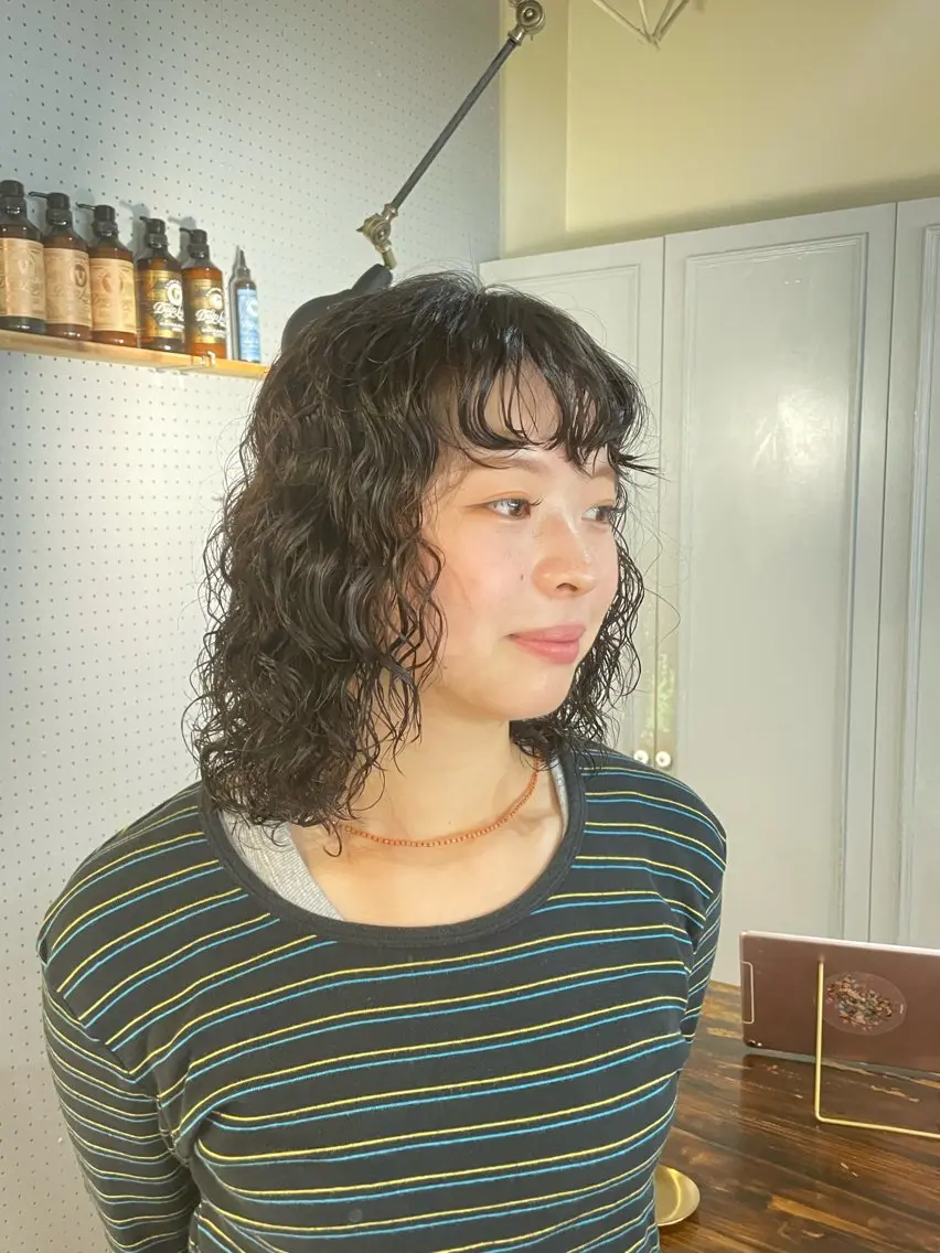 ミディアム パーマ カット パーマ 🤩噂のMr.髪ポジ ティブ®️yu🤩のヘアスタイル
