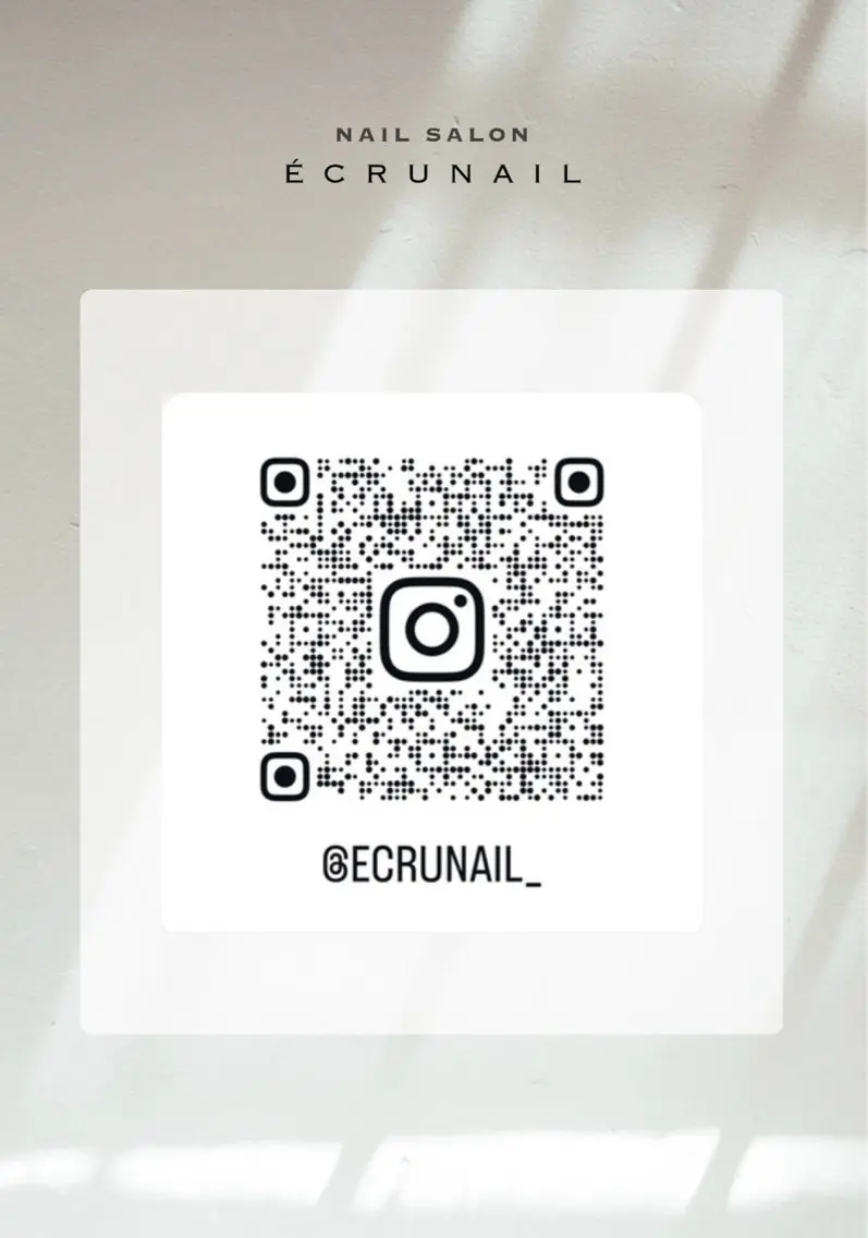 ネイル écru nailのネイルデザイン