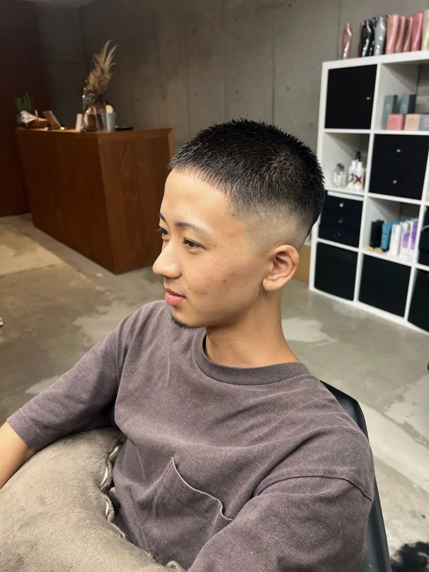 【圧倒的清潔感】スキンフェード+眉カット7150円の写真