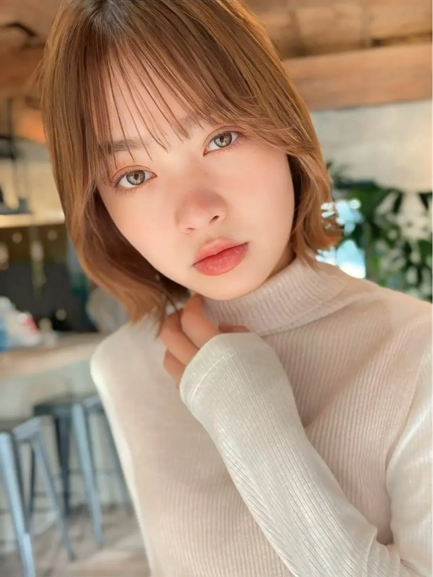 ショート カット ヘアカラー 縮毛矯正/小顔前髪 ボブ 秋本凌汰のヘアスタイル