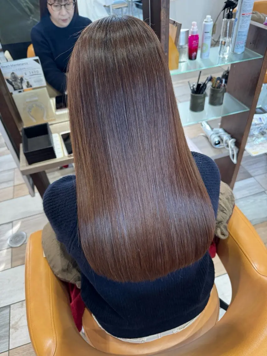 ロング 栗田 桃のヘアスタイル