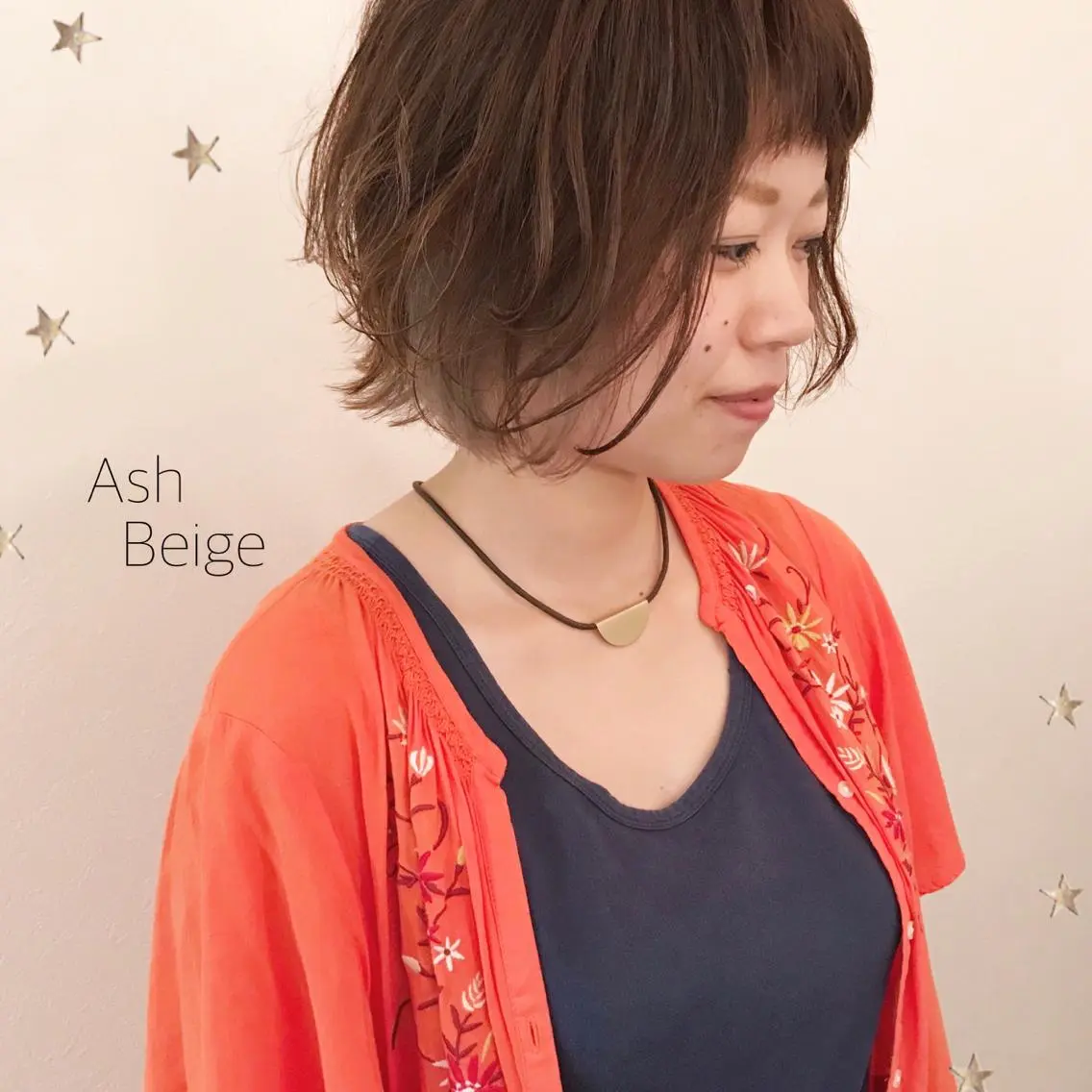 ミディアム カラー 市川 千夏のヘアスタイル
