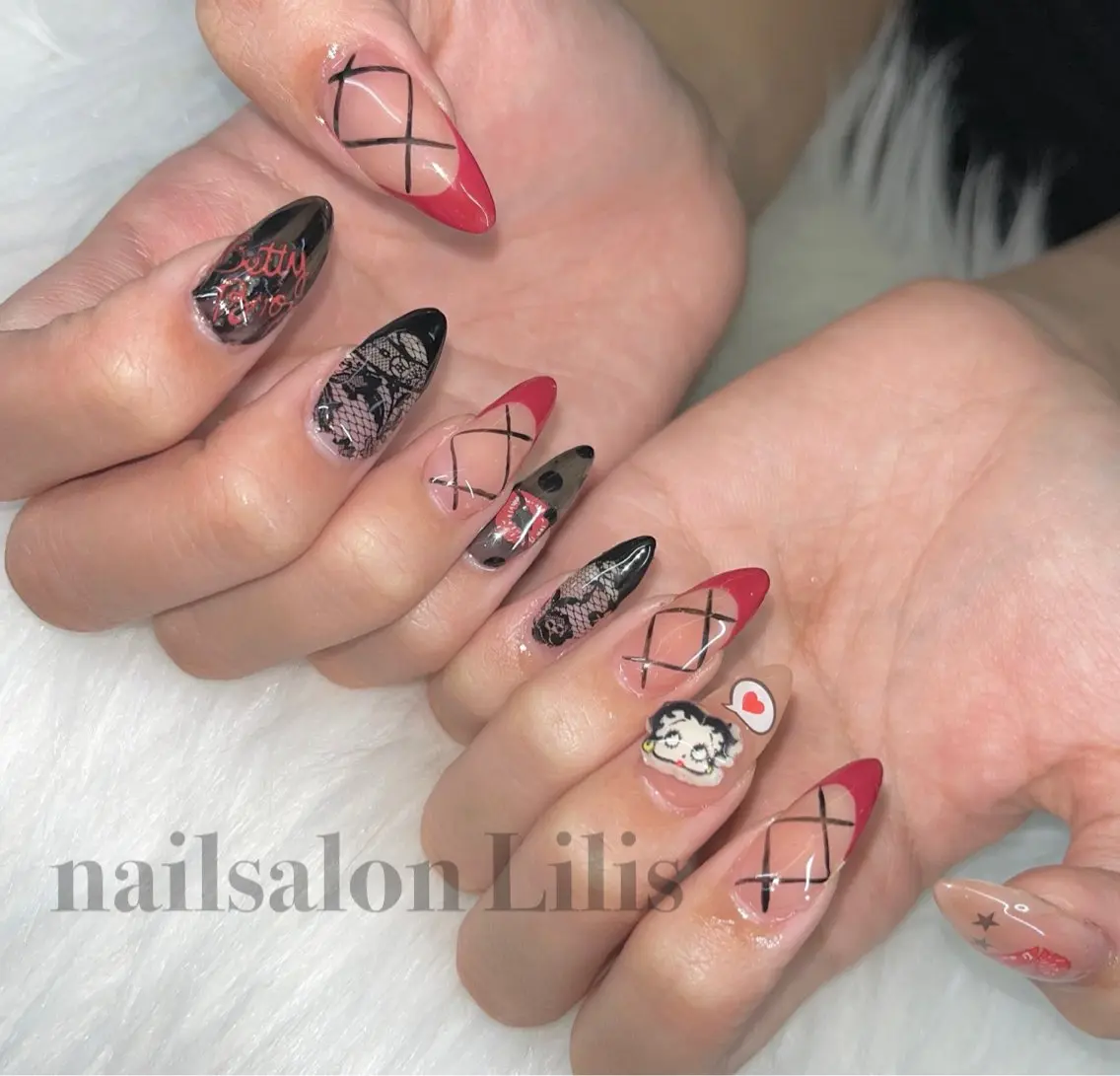 ネイル アートネイル ハンドネイル nailsalon Lilisのネイルデザイン