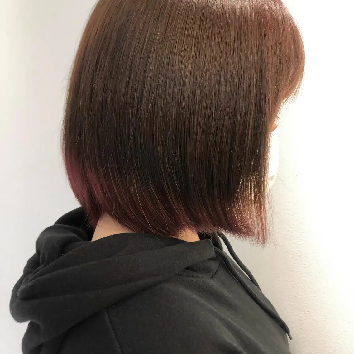 ショート カラー 吉田 美優のヘアスタイル