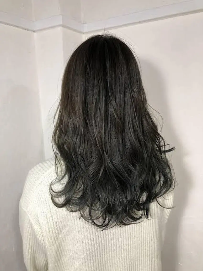 ミディアム ナチュラルカラー /AKIR‎A🌝のヘアスタイル